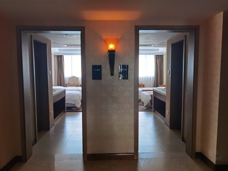 酒店安裝監(jiān)控?cái)z像頭的目的，AI視頻監(jiān)控如何實(shí)現(xiàn)