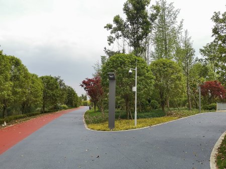 定制化安防監(jiān)控系統(tǒng)工程：技術深度融合，精準守護每一刻安全